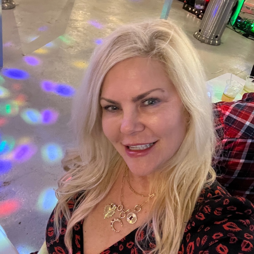 Meet your Posher, Lisa